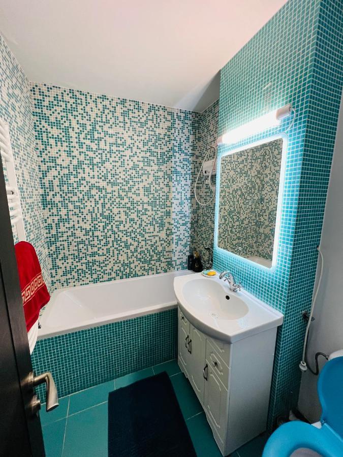Апартаменты Apartament Naty Бухарест Экстерьер фото