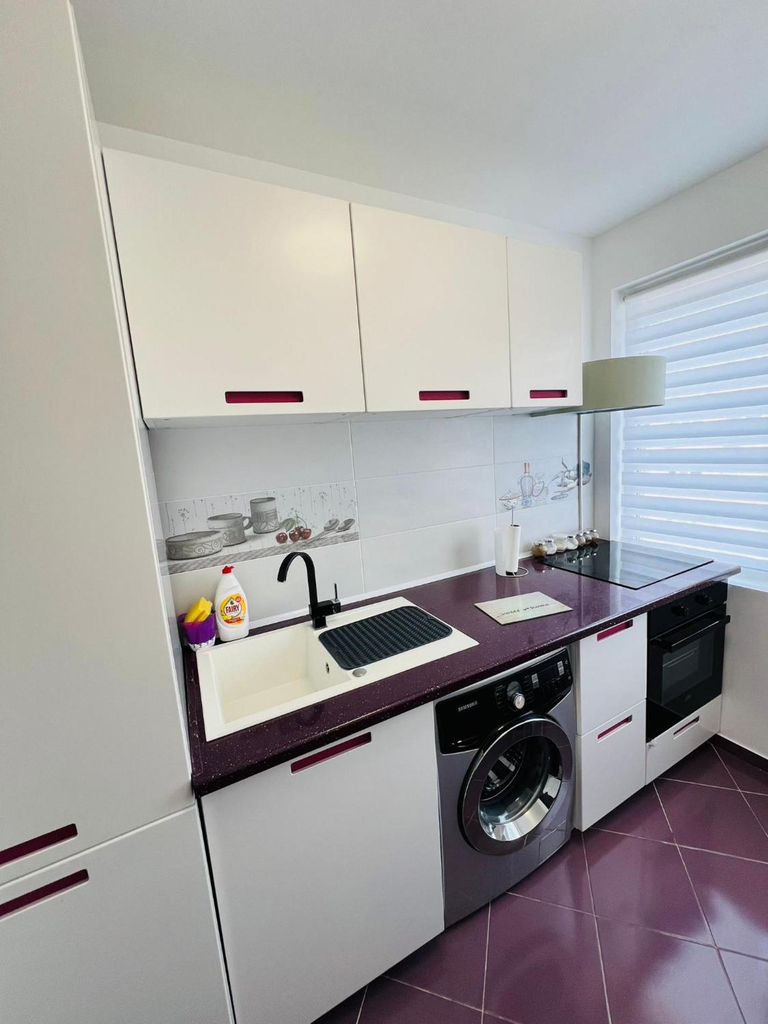 Апартаменты Apartament Naty Бухарест Экстерьер фото